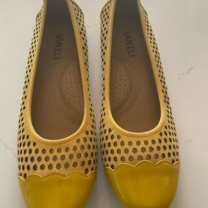 VANELI Yellow Slip Ons/Brand New 8N